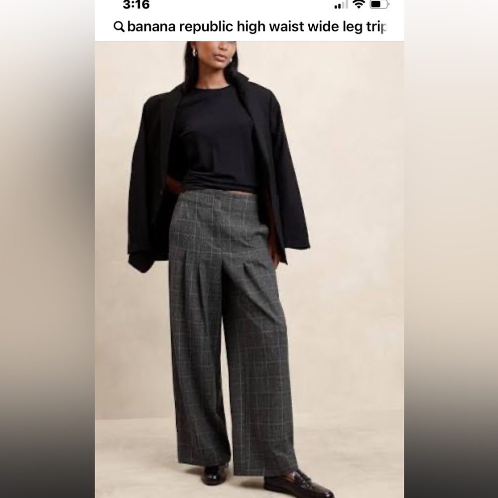 Banana Republic Black high waist flannel Wide Leg triple pleat Pants size 4